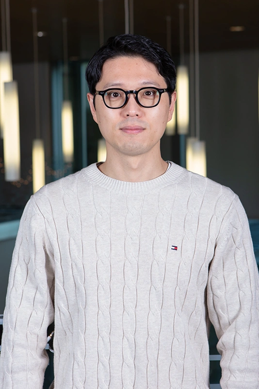 Hyeon Gu Kang